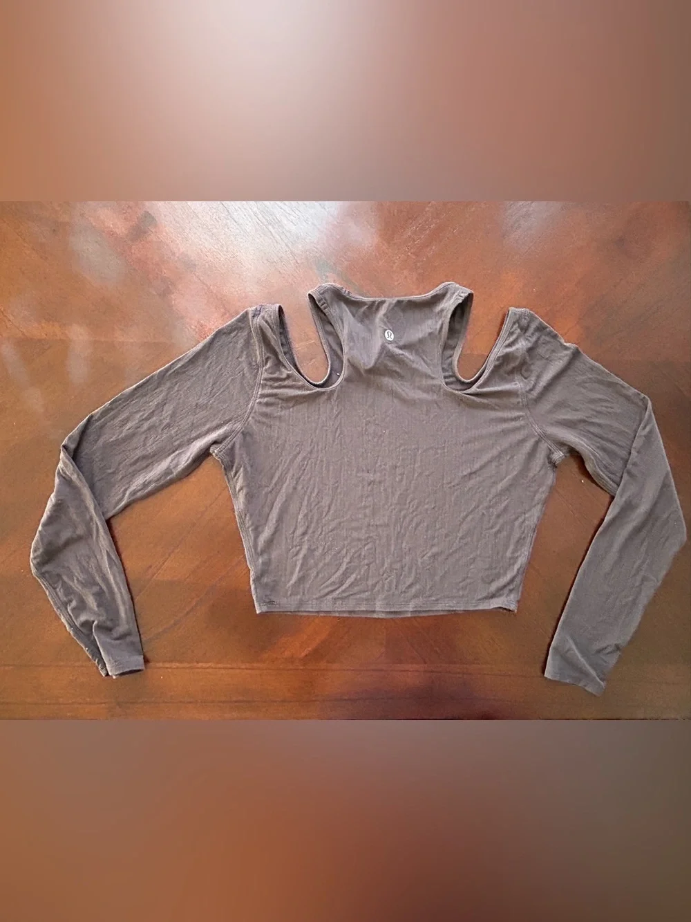 lululemon athletica Long Sleeve Cutout Crop Top in Brown size 6